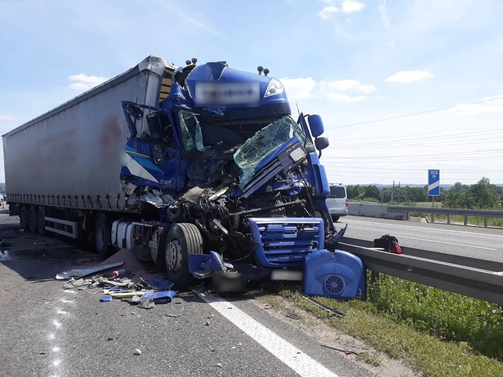 Kolizja 3 TIR-ów w Gliwicach. Ogromny korek na autostradzie A4 w kierunku Wrocławia
