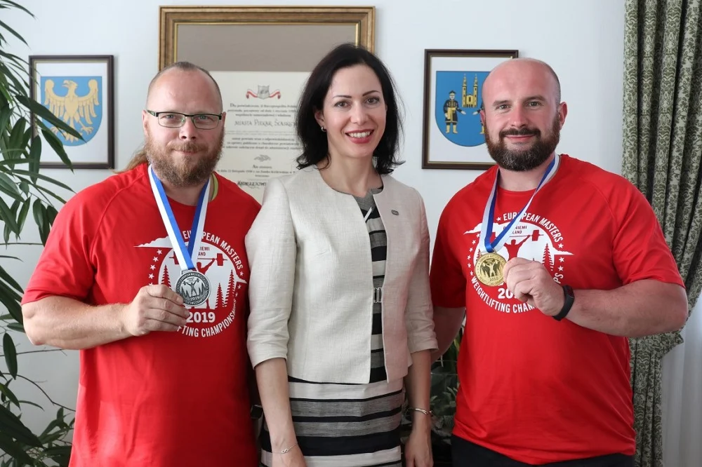 Ciężarowcy w Urzędzie Miasta