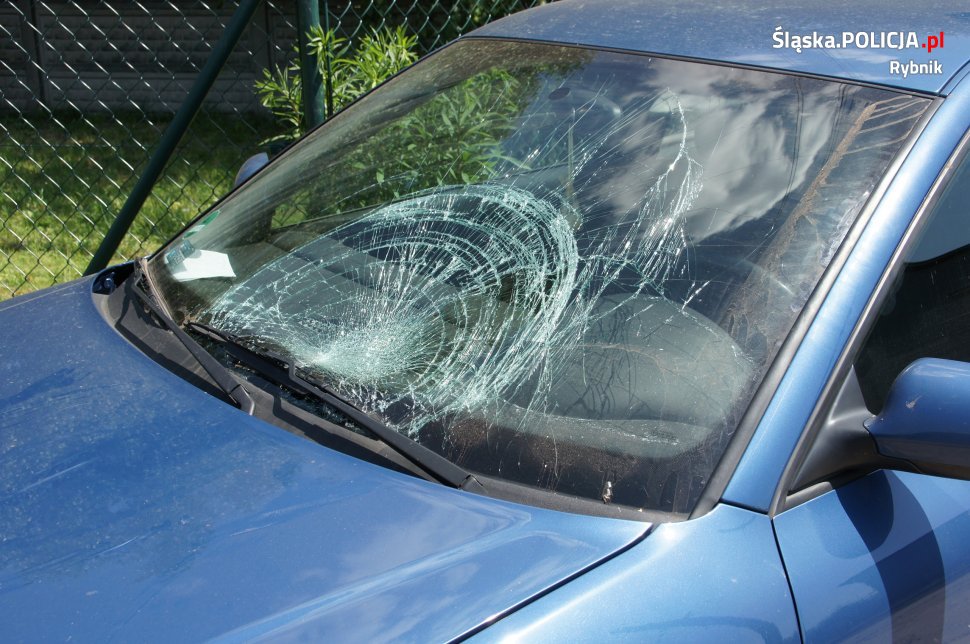 21-latek potrącił dziewczynkę i uciekł