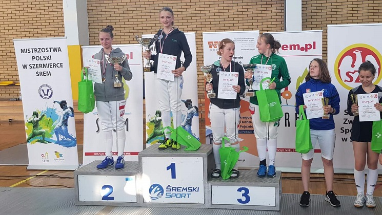 Sukcesy sosnowieckich szablistów podczas Mistrzostw Polski Młodzików w Śremie