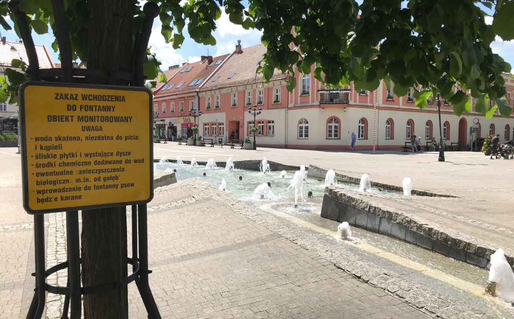 Mikołów: Czy kąpiel w fontannach jest bezpieczna? Odpowiadamy!