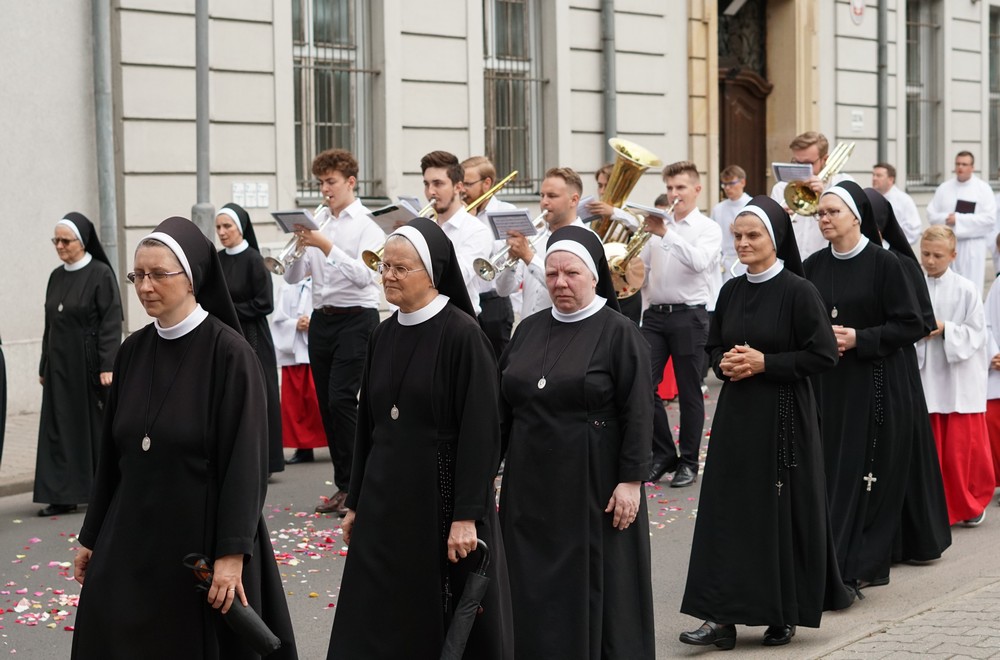 mikolow_boze cialo_procesja_bazylika wojciecha mikolow 13