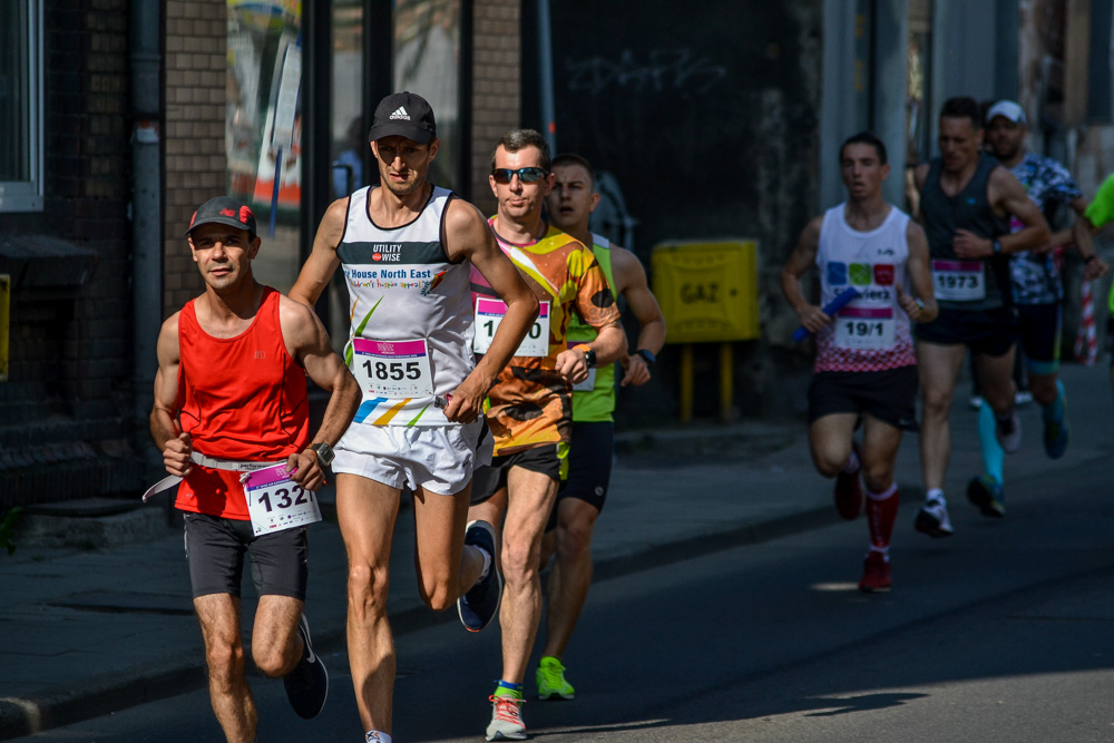 WizzAir Half Marathon 2019 - tysiące biegaczy w Katowicach 13