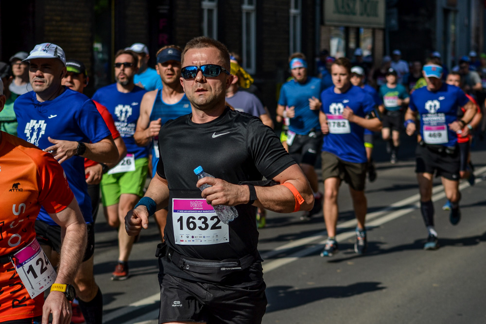 WizzAir Half Marathon 2019 - tysiące biegaczy w Katowicach 69