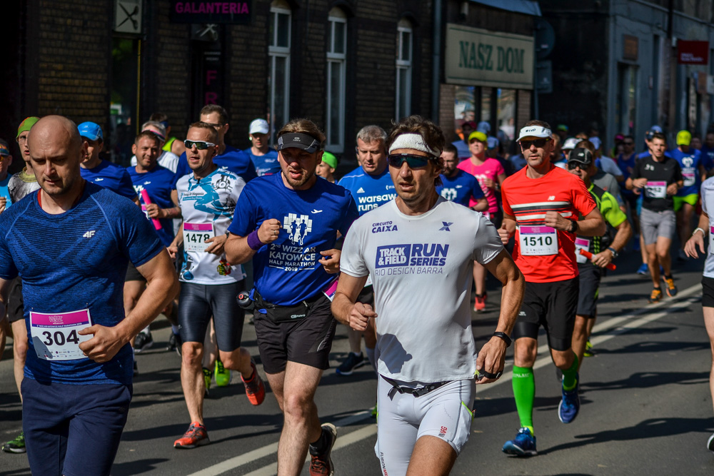 WizzAir Half Marathon 2019 - tysiące biegaczy w Katowicach 70