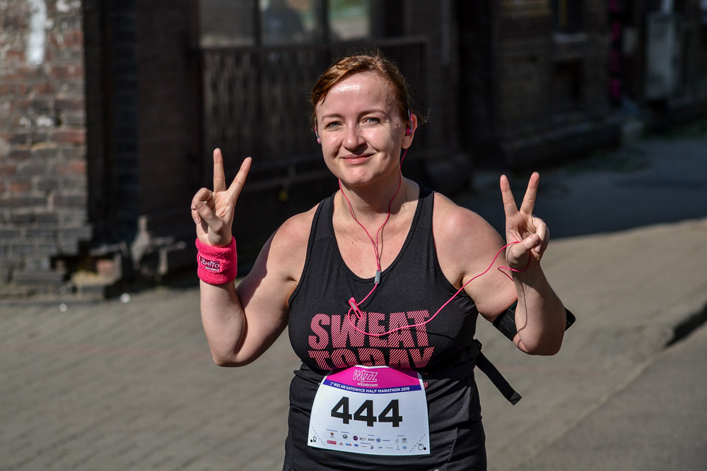 WizzAir Half Marathon 2019 - tysiące biegaczy w Katowicach 141