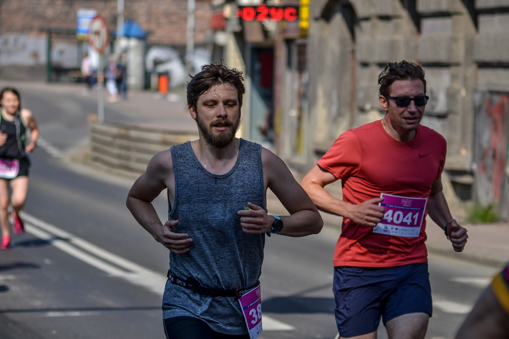 WizzAir Half Marathon 2019 - tysiące biegaczy w Katowicach 156