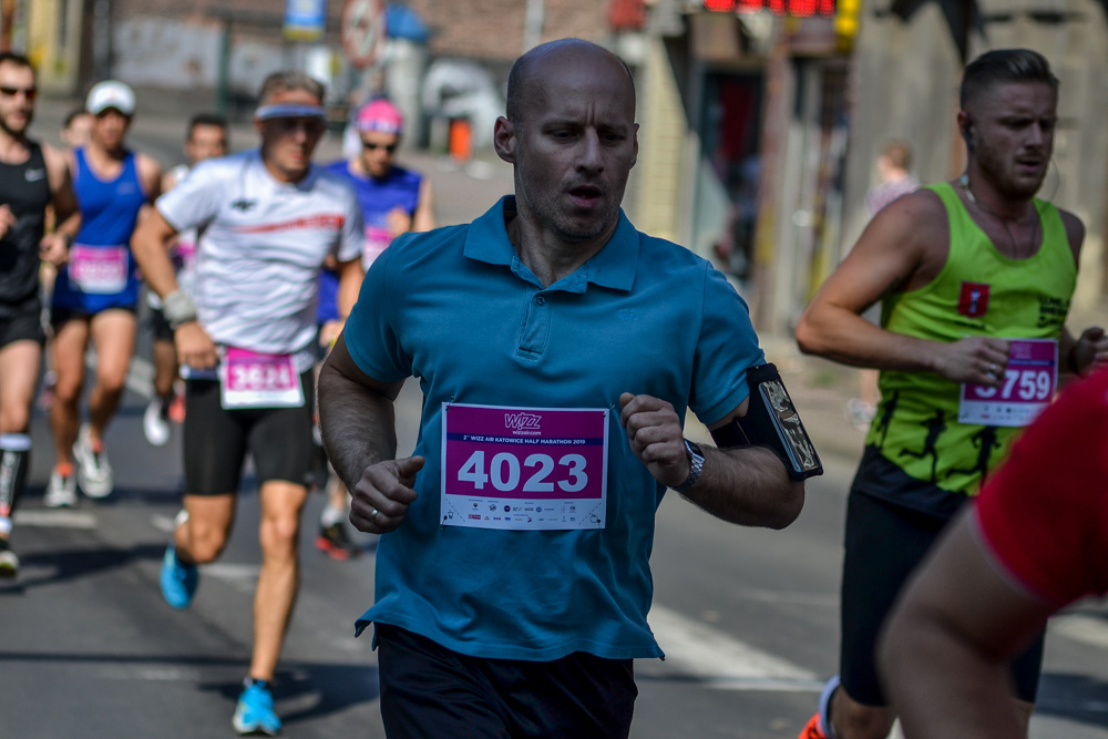 WizzAir Half Marathon 2019 - tysiące biegaczy w Katowicach 176