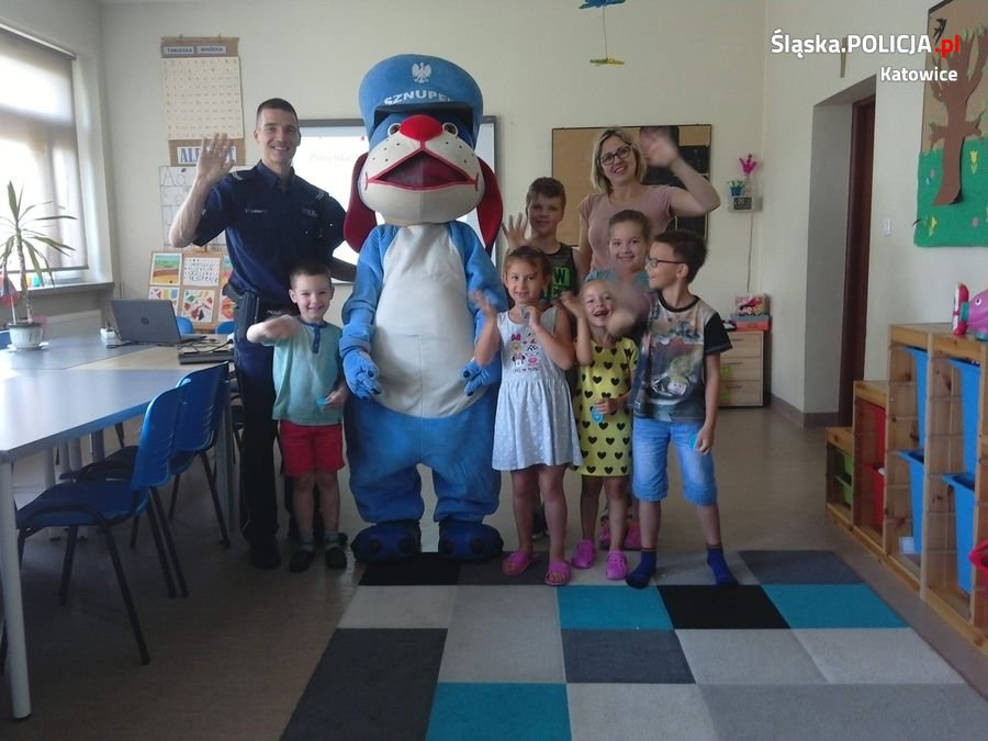 Bezpieczne wakacje z policjantami z Katowic