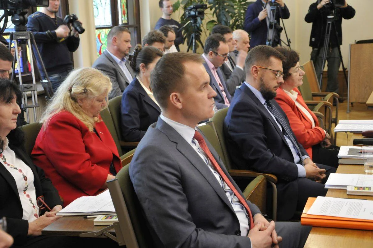 WSA oddalił skargę Dawida Kostempskiego w sprawie uchwały wygaszającej mandat radnego