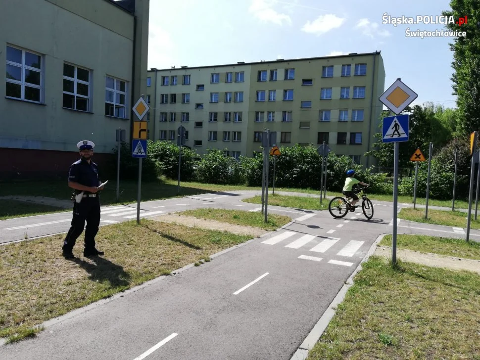 Świętochłowicka młodzież zdawała egzamin praktyczny na kartę rowerową