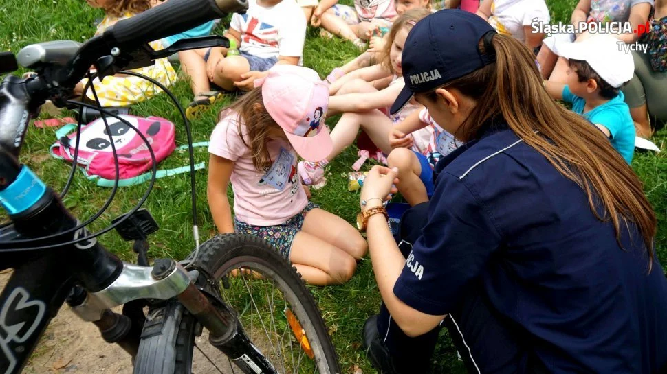 Policja radzi, jak zadbać o bezpieczny, letni wypoczynek