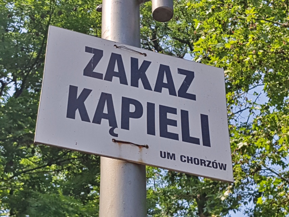 Chorzów: Kąpiel w miejskich fontannach może być groźna dla zdrowia