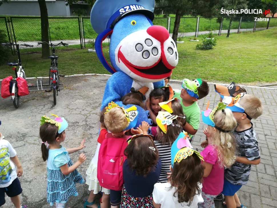Bezpieczne wakacje z zabrzańską policją