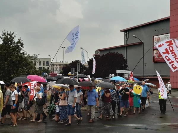 Ulicami Zabrza przeszedł "Marsz dla Życia i Rodziny"