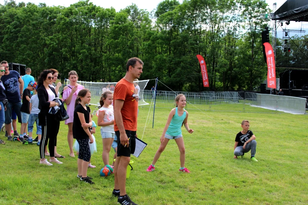 Sportowe konkurencja na Dzień Dziecka w Żorach