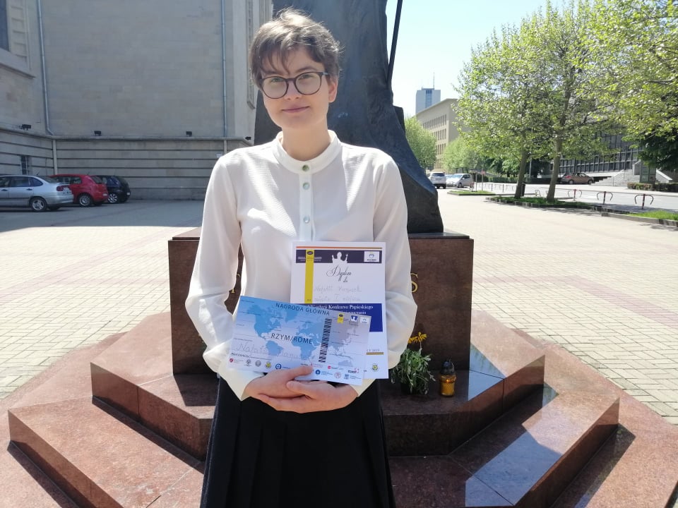 Uczennica Miarki wygrała konkurs papieski