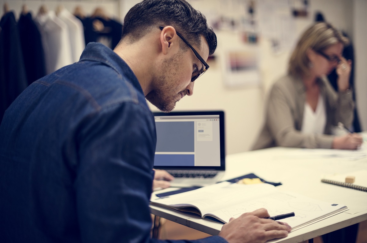 Dedykowany a VPS - na co się zdecydować?