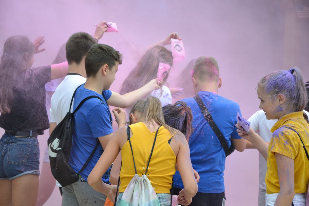 festiwal-kolorow-twinpigs 3