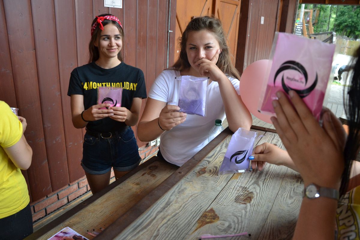 festiwal-kolorow-twinpigs 9