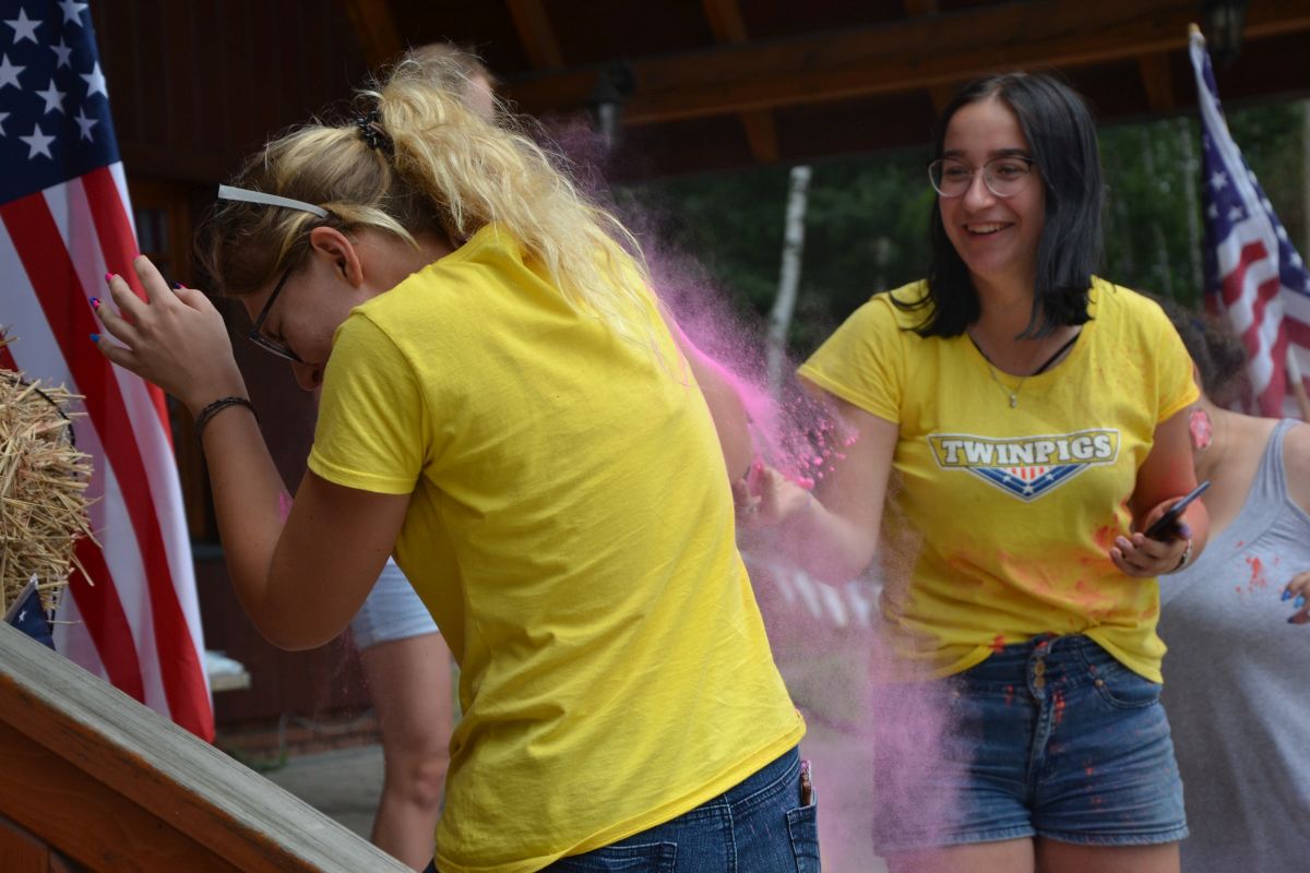 festiwal-kolorow-twinpigs 11