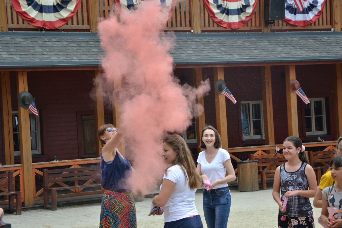 festiwal-kolorow-twinpigs 12