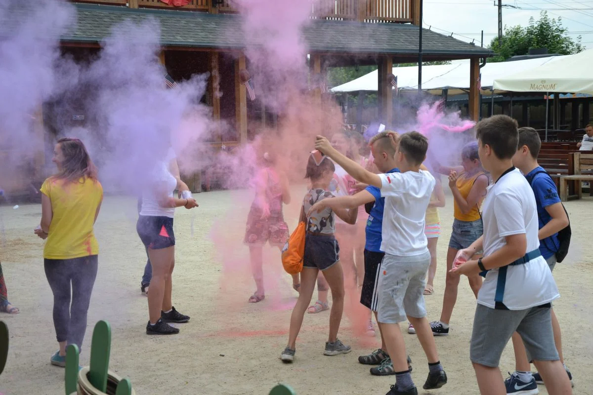 festiwal-kolorow-twinpigs 13