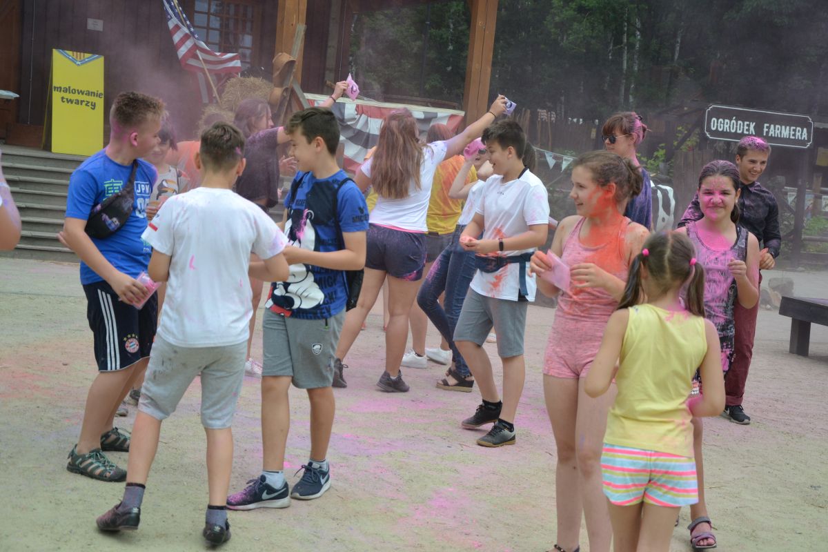 festiwal-kolorow-twinpigs 21