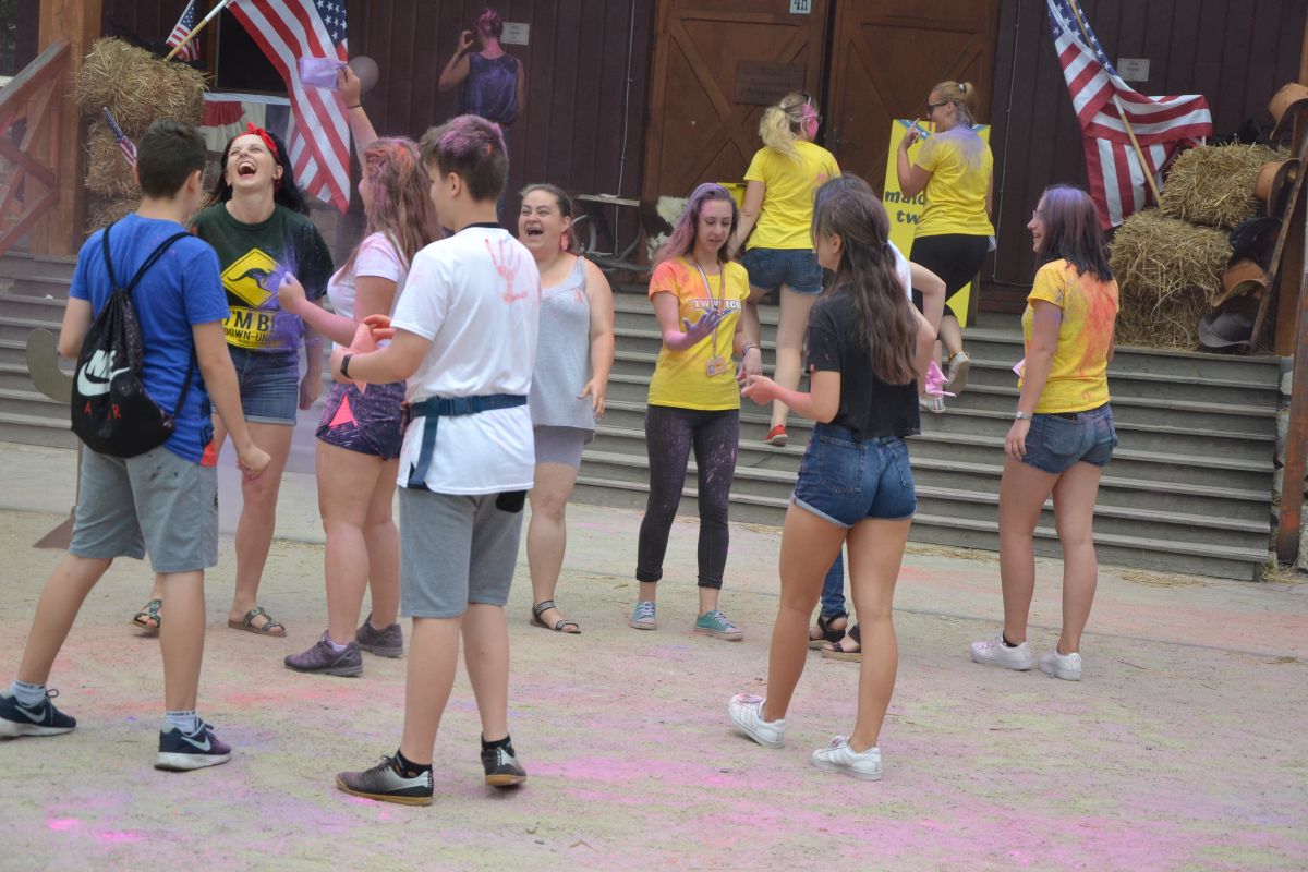 festiwal-kolorow-twinpigs 23