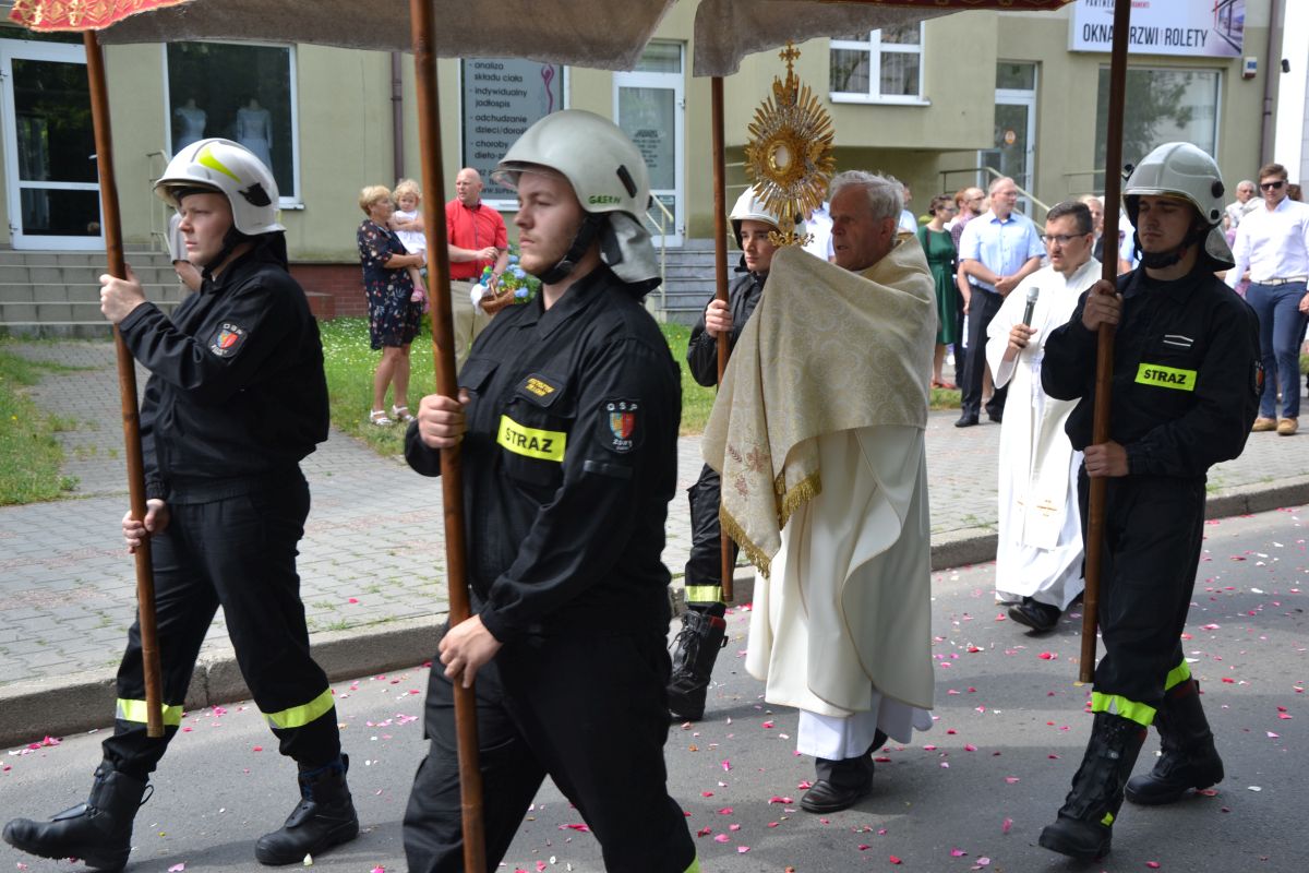 procesja-boze-cialo-zory-filip-jakub-2019 8
