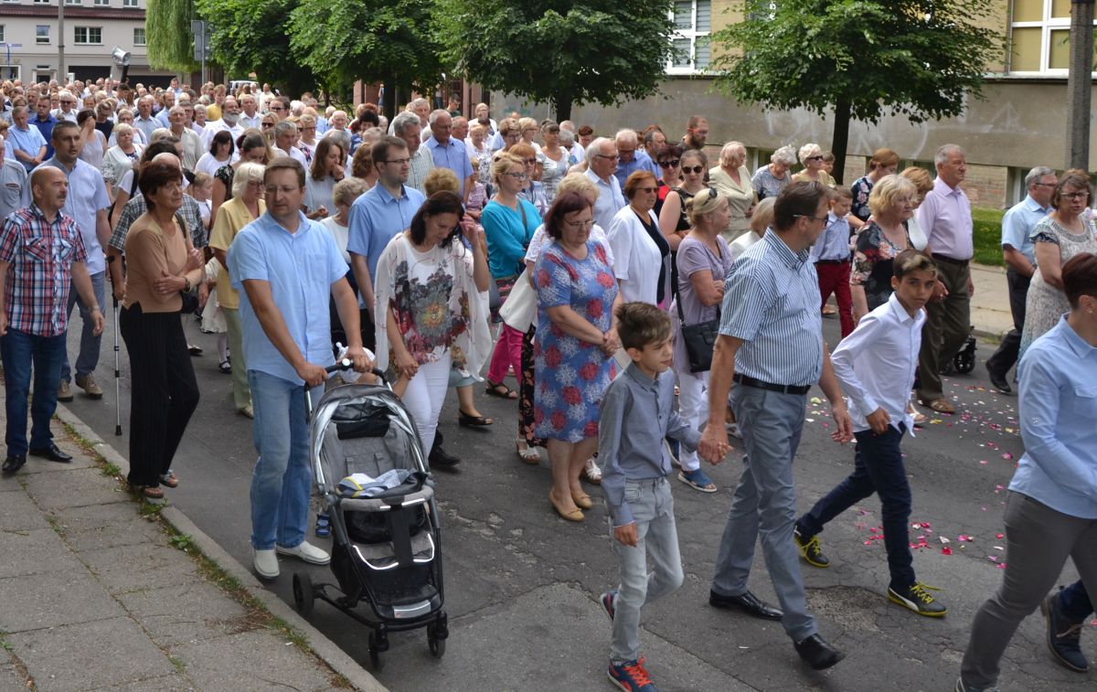 procesja-boze-cialo-zory-filip-jakub-2019 17