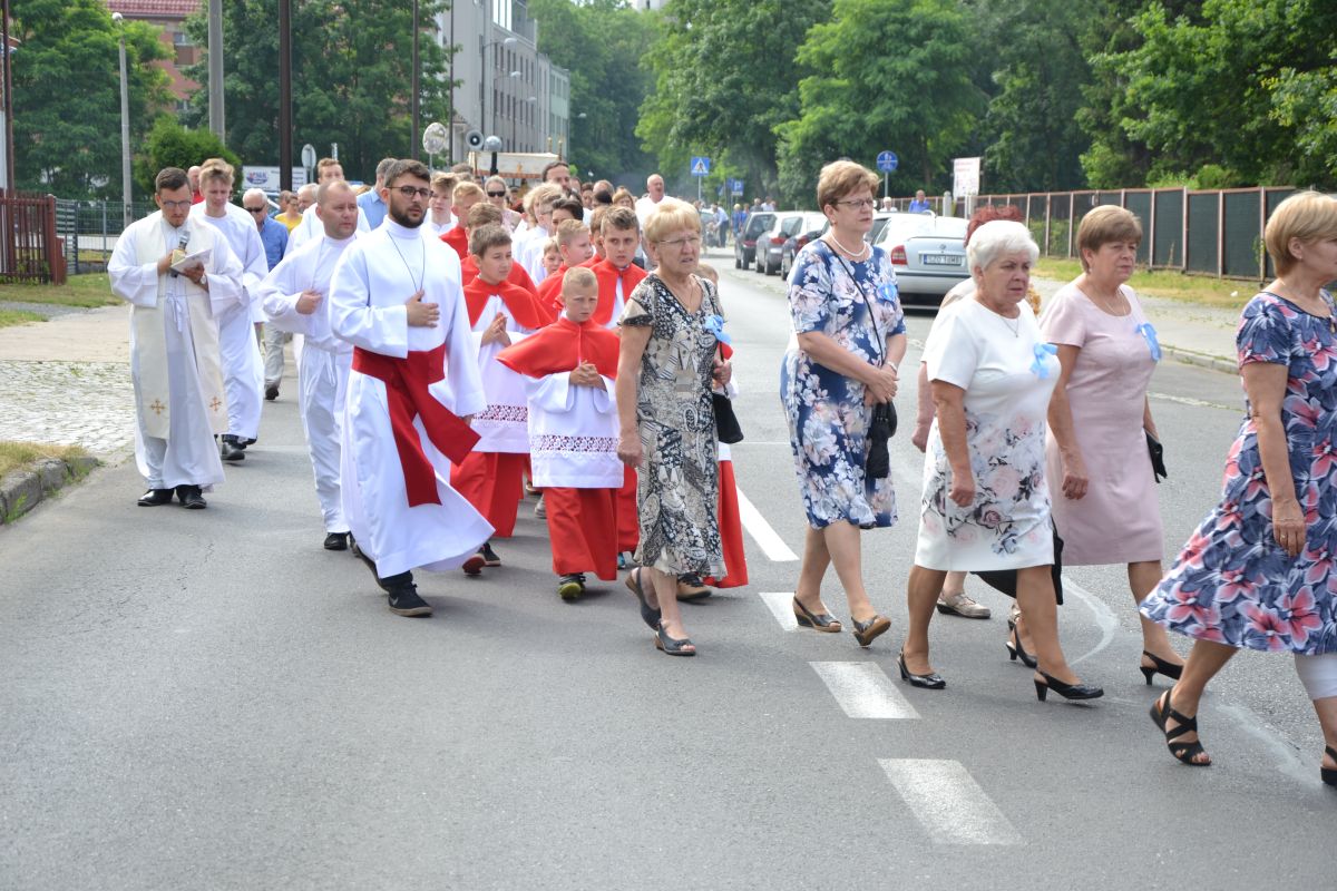 procesja-boze-cialo-zory-filip-jakub-2019 21