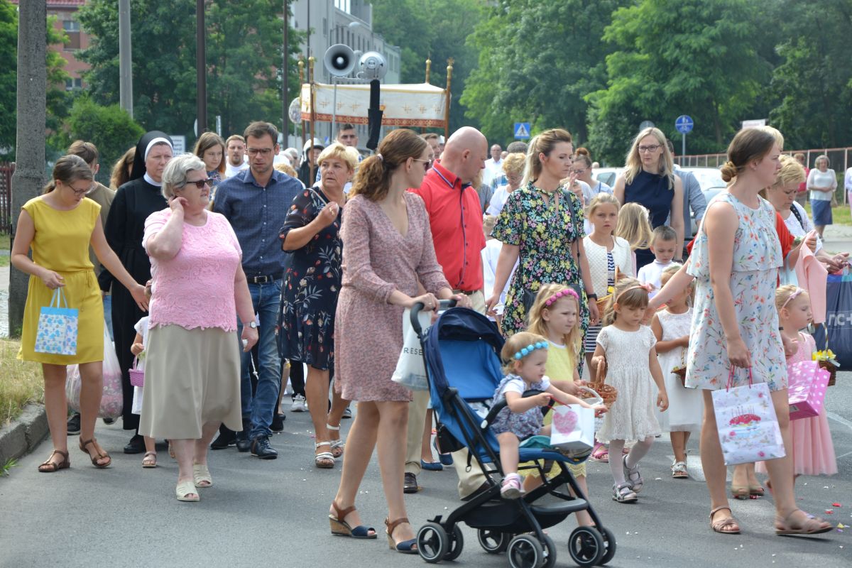 procesja-boze-cialo-zory-filip-jakub-2019 22