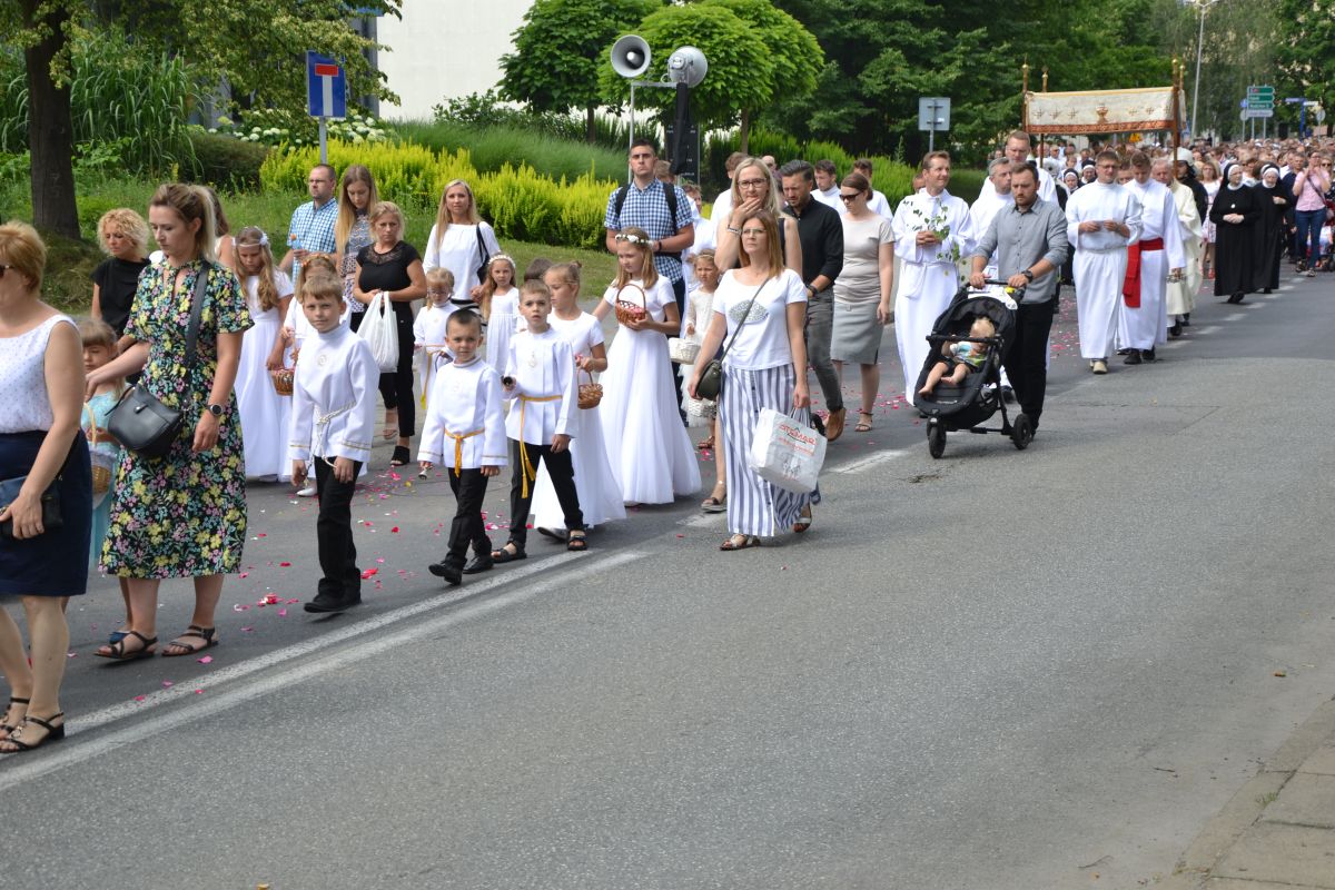 procesja-boze-cialo-zory-filip-jakub-2019 33