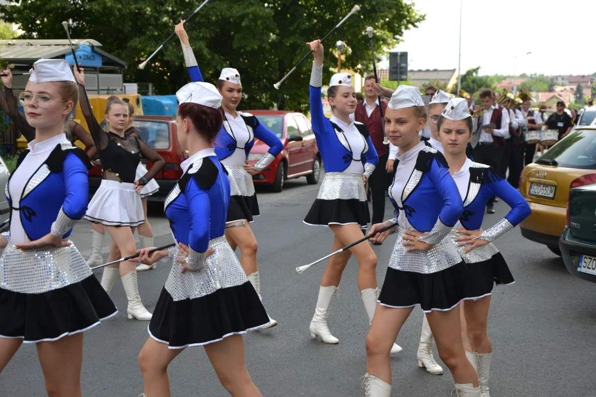 Jarmark Władysławowski z muzyką i rycerzami