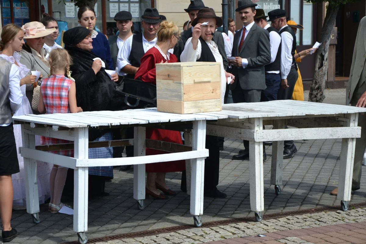 widowisko-historyczne-zory-rynek 18