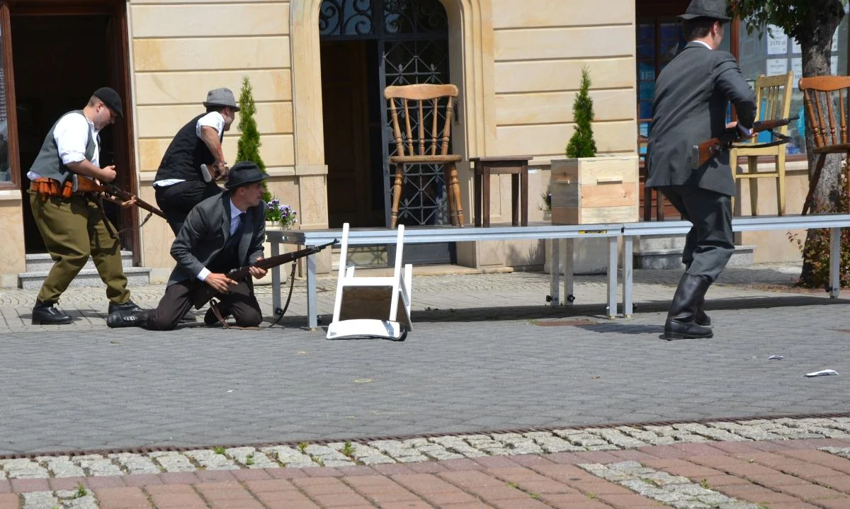 widowisko-historyczne-zory-rynek 24