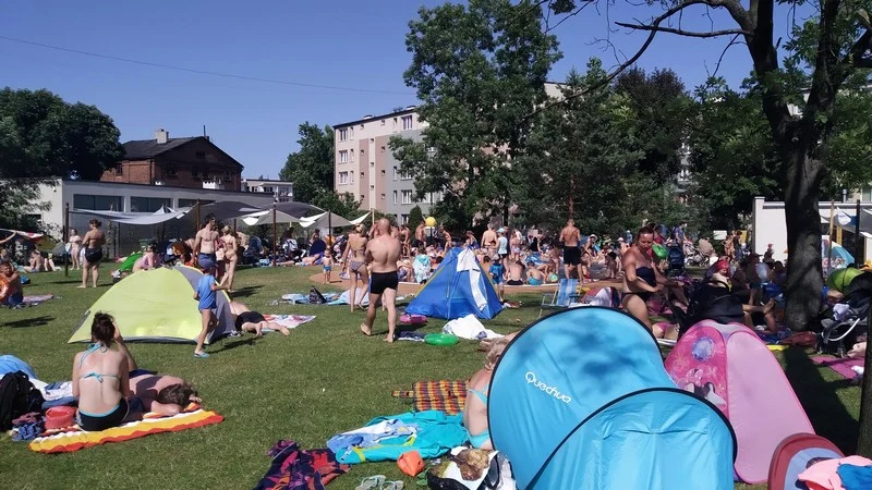 Basen letni 19
