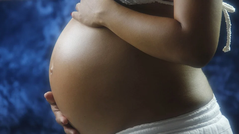 Darmowe leki dla kobiet w ciąży. Czym jest program "Ciąża+"?