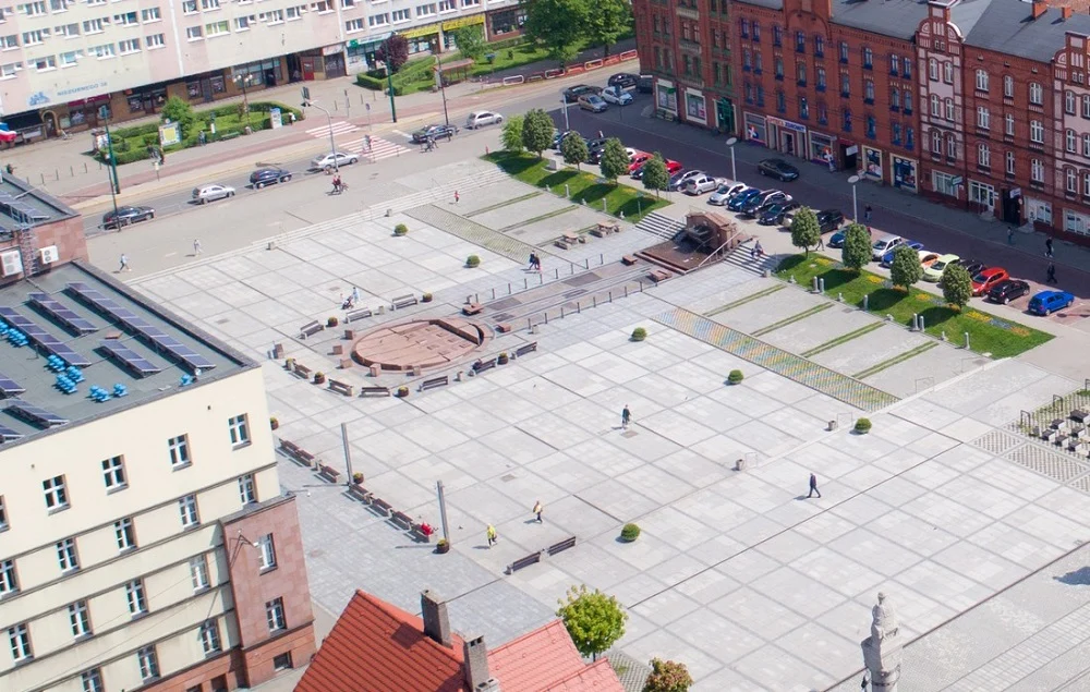 Czy na rynku w Nowym Bytomiu powstanie plaża? Znamy stanowisko miasta w tym temacie!