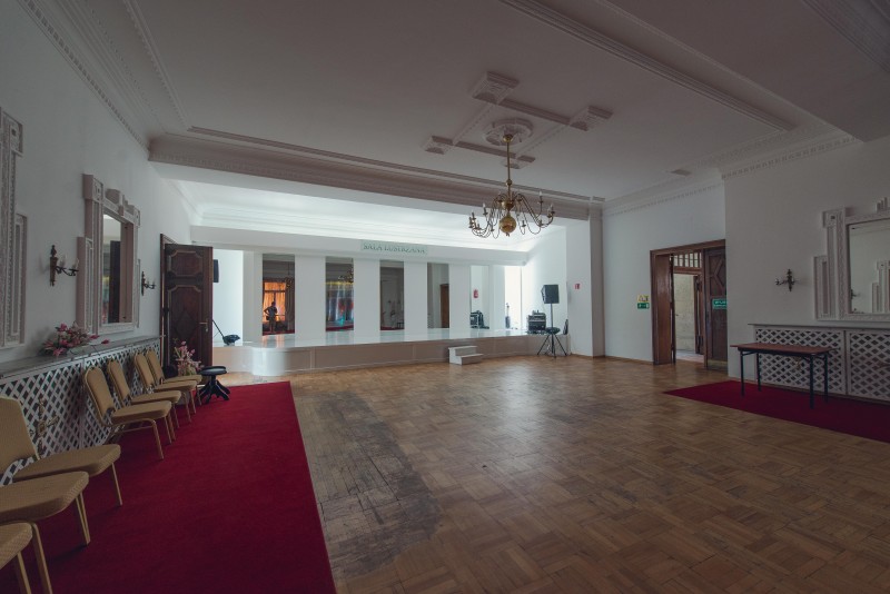 Kolejny etap rewitalizacji michałkowickiego Pałacu Rheinababenów