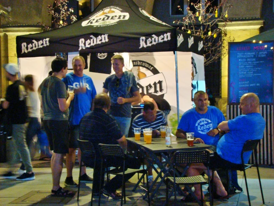 Nocny Market 7