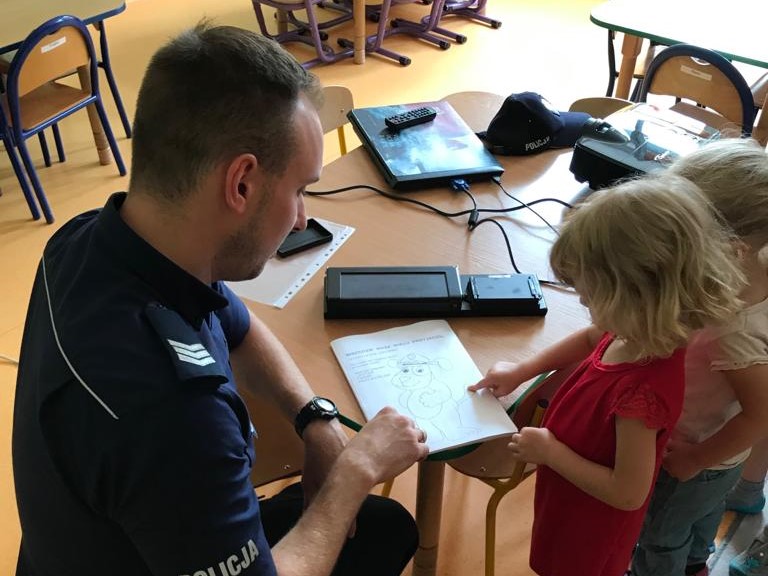 Bezpieczne wakacje w Przedszkolu nr 25 w Zabrzu