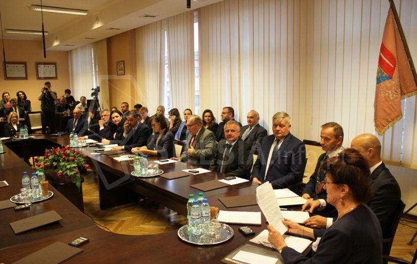 Tyle zarabiają radni w Żorach – diety