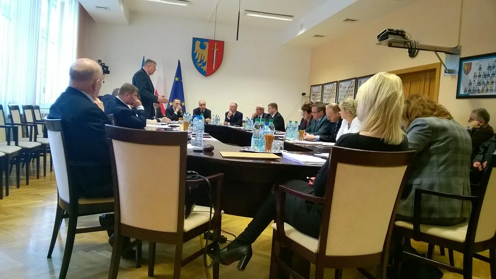 NIE dla plastikowych butelek w UM Żory a.k.a. dlaczego plastik może być szkodliwy