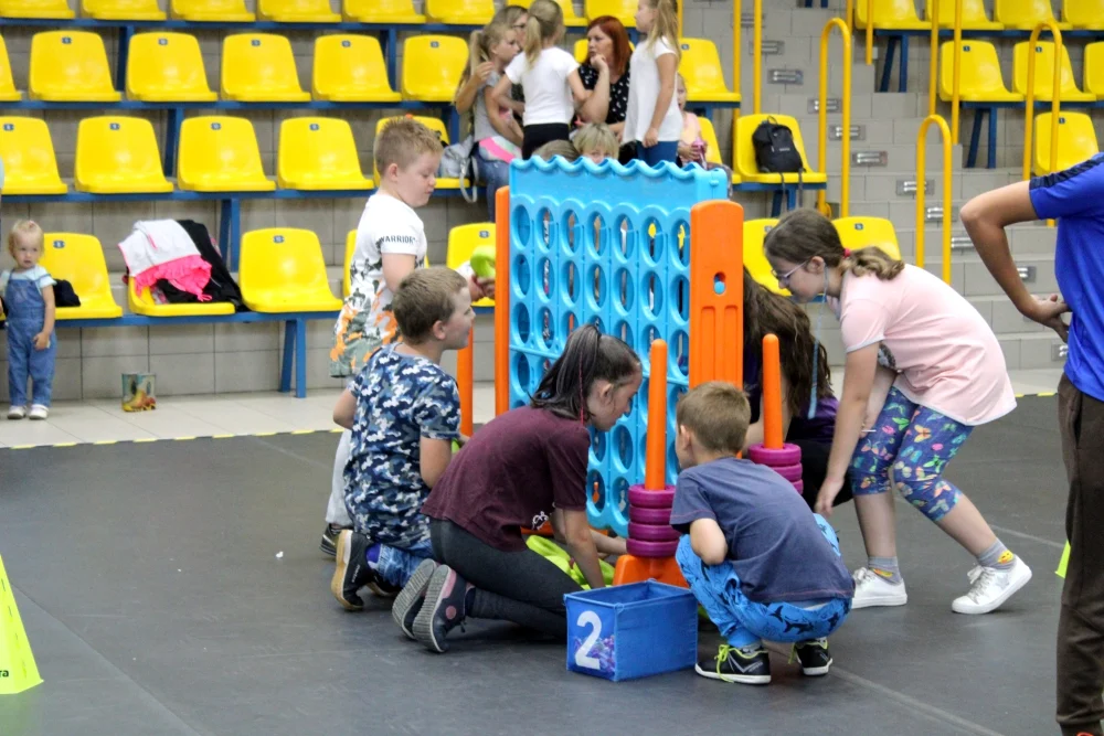Wakacyjny Dzień Sportu w Żorach z energiczną zabawą
