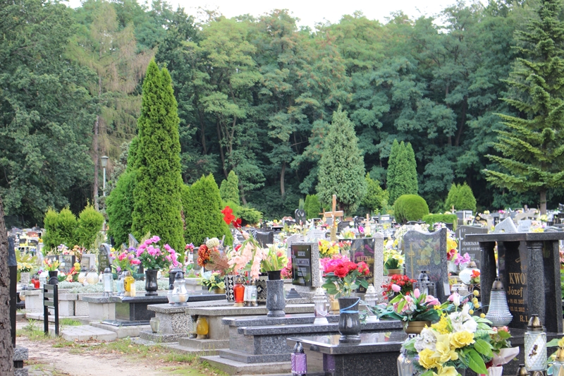 Rusza częściowa modernizacja cmentarza komunalnego przy ul. 1 Maja w Halembie