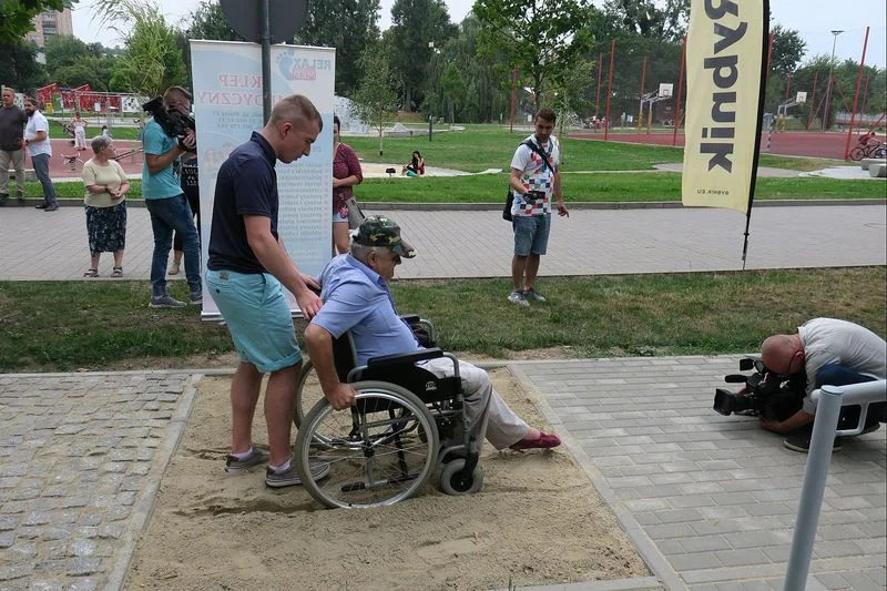 Tor przeszkód dla osób niepełnosprawnych