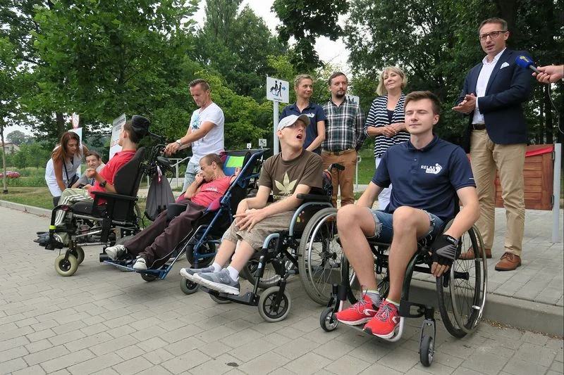 Tor przeszkód dla osób niepełnosprawnych