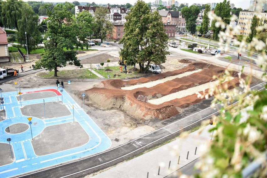 Powstała strefa aktywności przy ulicy Hallera